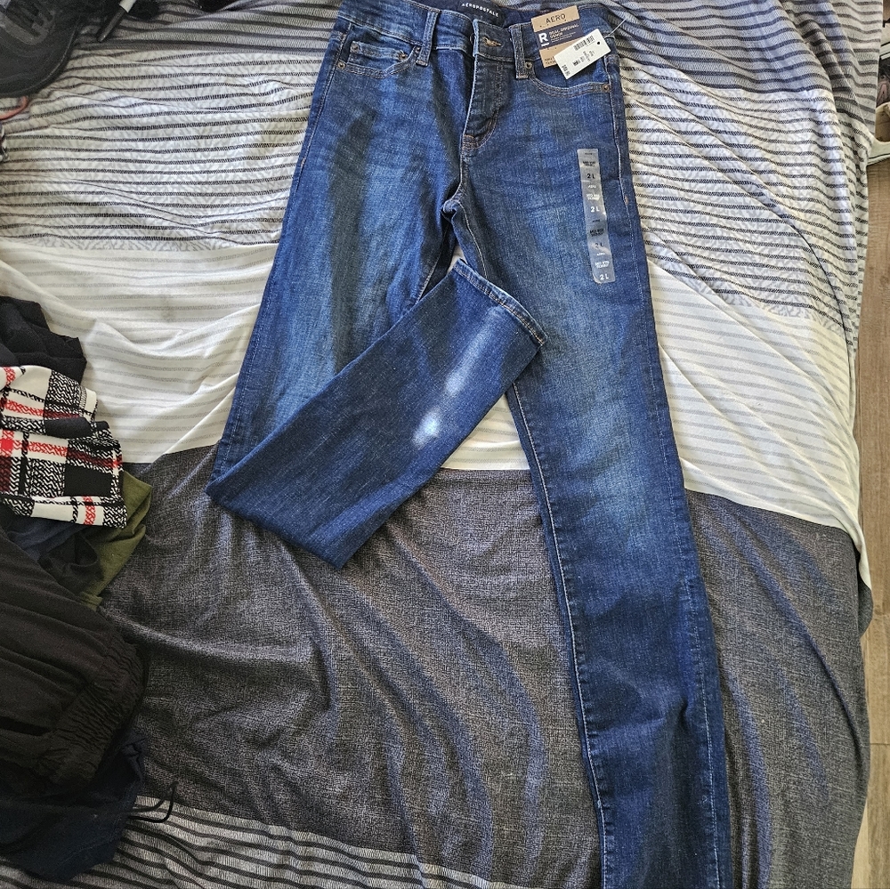 Jeans - Picture 2 of 4